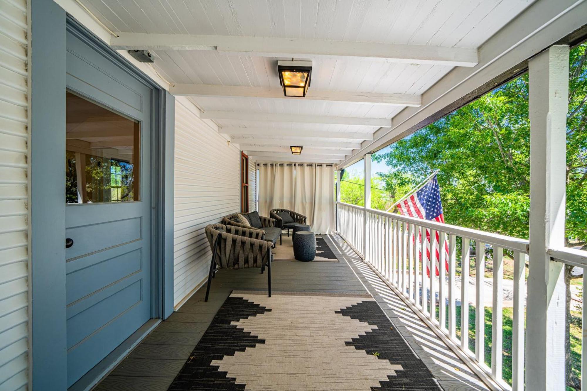 Katarina Haus - Hot Tub & Fire Pit Villa Fredericksburg Exterior foto