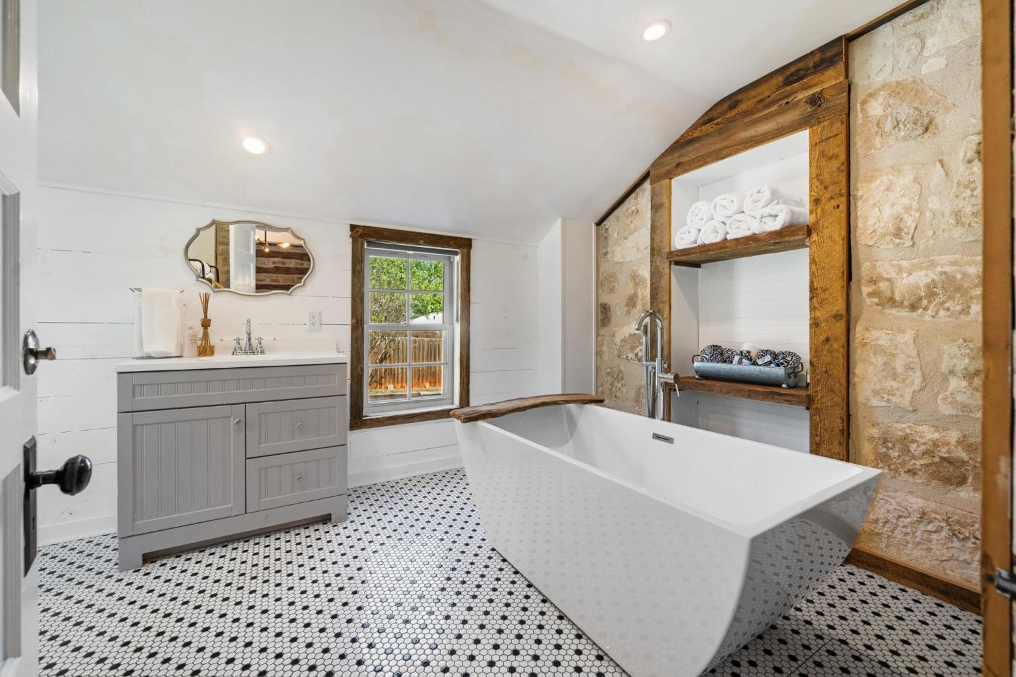 Katarina Haus - Hot Tub & Fire Pit Villa Fredericksburg Exterior foto